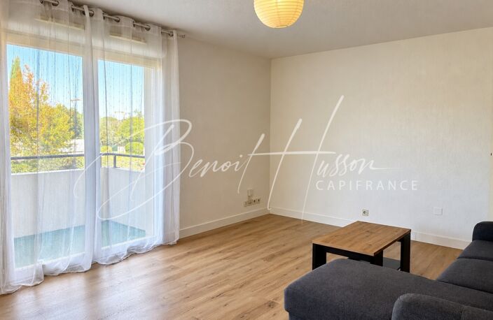 Appartement T2 de 43.60m² avec terrasse couverte et 1 place de parking — photo 3