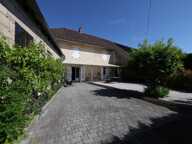 A vendre à SAINT HYMETIERE sur VALOUSE (A 1 heure de Lyon ou de Genève et 35 minutes d'Oyonnax ou de Lons le Saunier) Très belle maison de village — photo 3