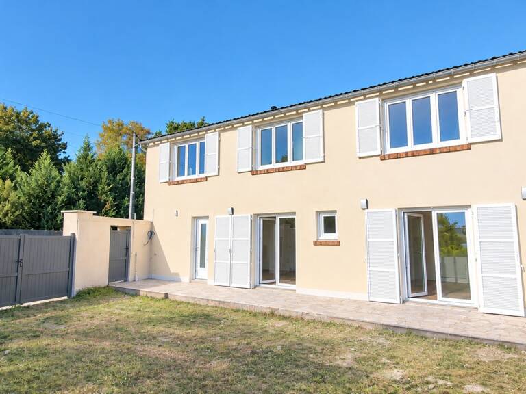 Maison de ville rénovée à vendre, 4 pièces, jardin - SAINT VRAIN — photo 1