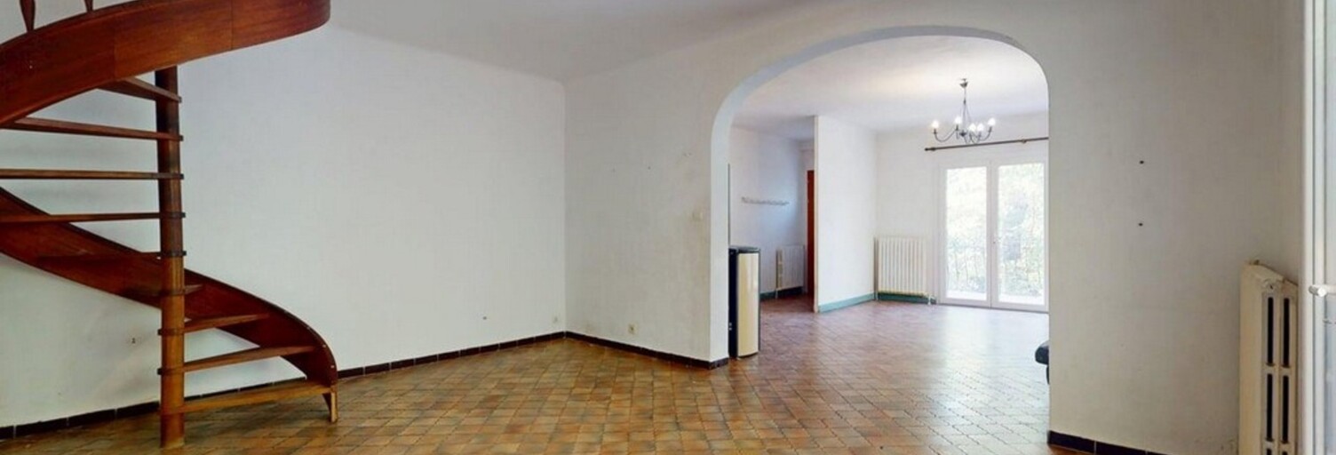 Maison 9 Pièces 151 m² à vendre à Tourves (83170)