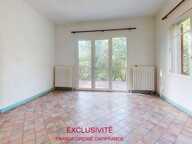 TOURVES – MAISON À RÉNOVER 151 M² – 5 CHAMBRES – GARAGE 60 M² – TERRAIN 1 210 M² – PANNEAUX SOLAIRES — photo 2