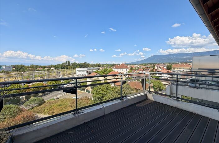 A VENDRE - Appartement dernier étage T2 54m2 - Annemasse Gare — photo 2