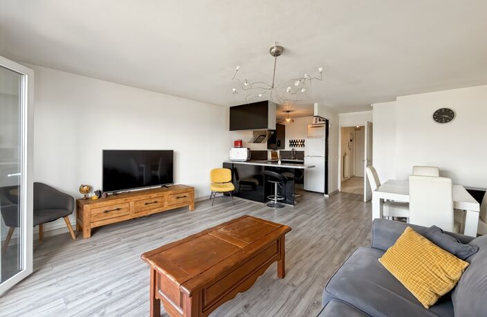 A VENDRE - Appartement dernier étage T2 54m2 - Annemasse Gare — photo 3