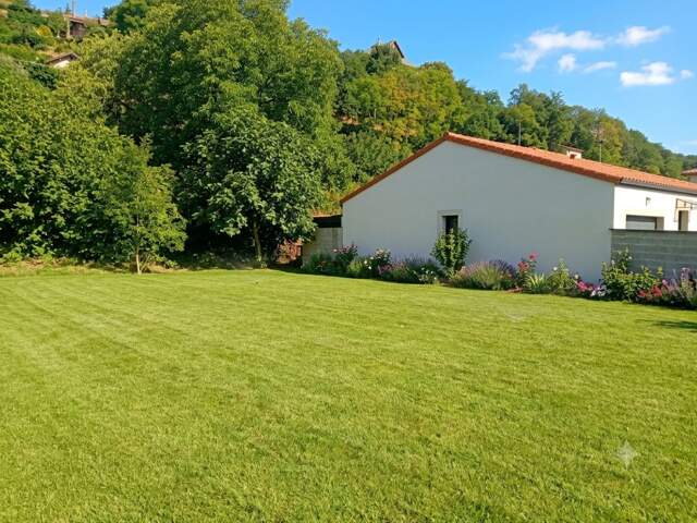 Terrain à vendre  FOIX (09) — photo du bien