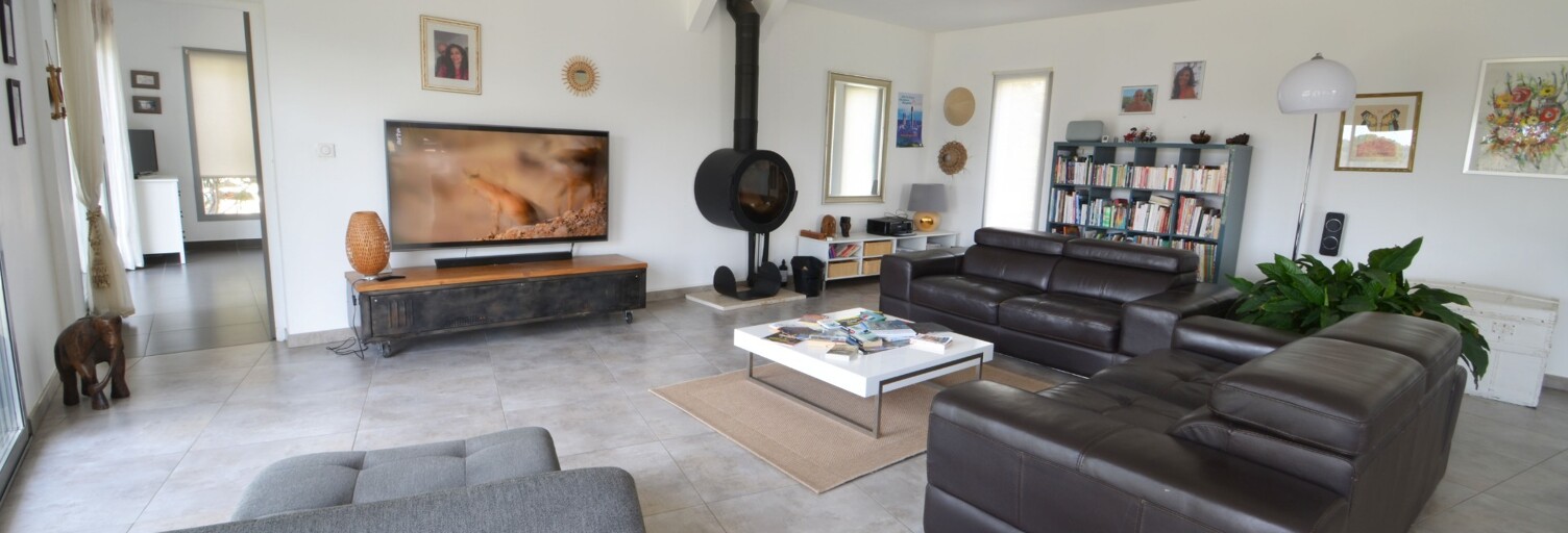 Maison 5 Pièces 180 m² à vendre à Vernègues (13116)