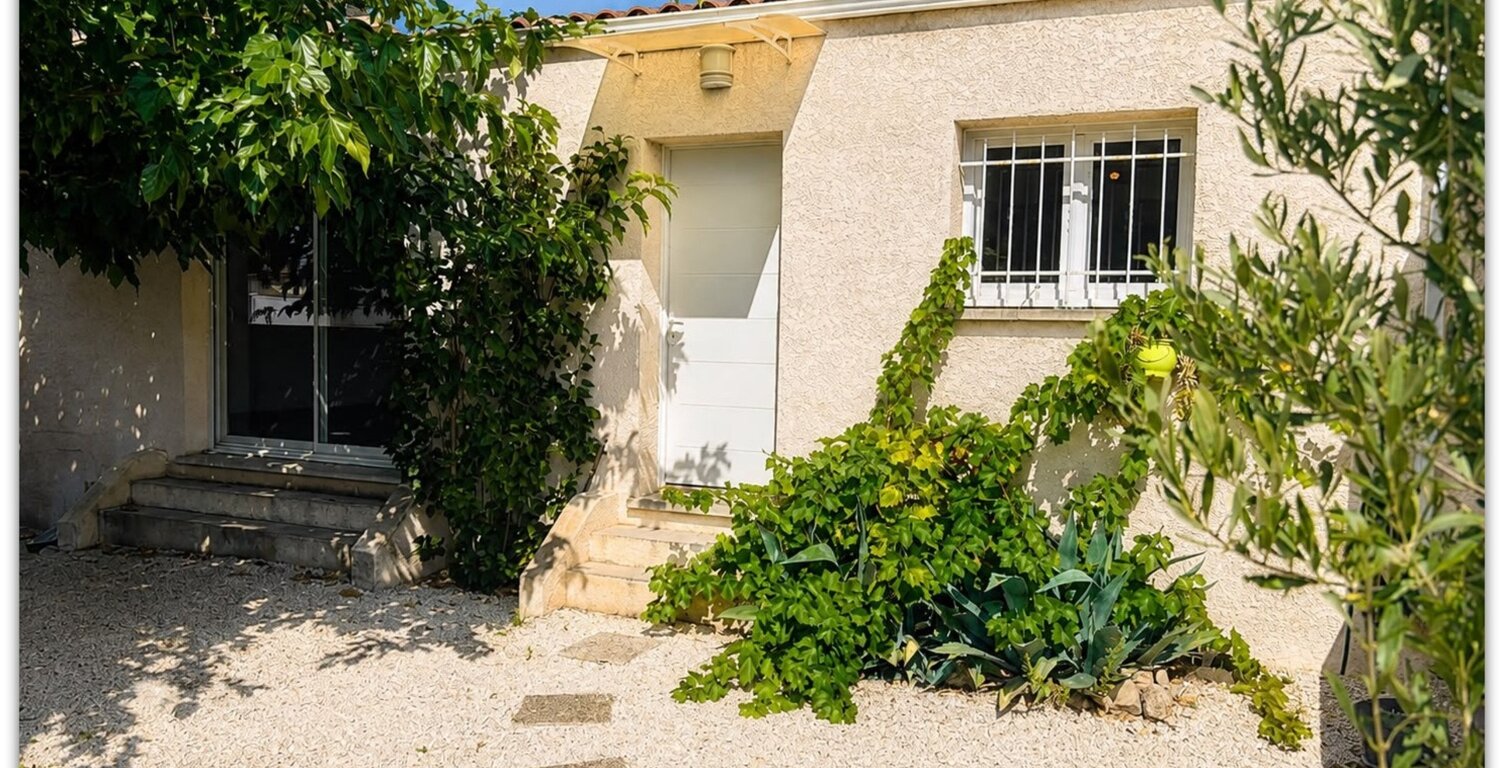 Exclusivité - Villa de plain-pied de 97m² pour 4 pièces avec jardin et garage - proche MEZE (34140) — photo 1