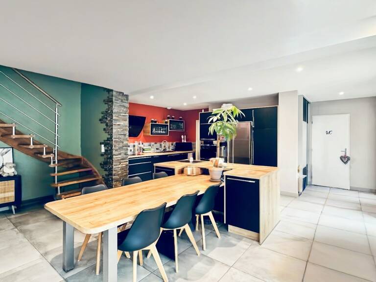 MAISON FAMILIALE — photo 1