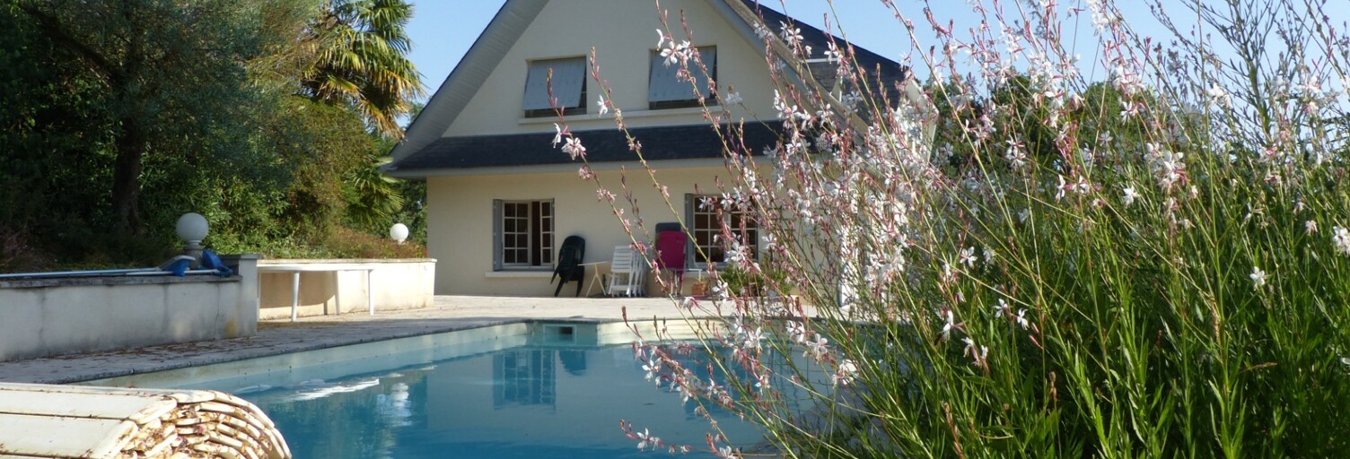 Maison 10 Pièces 196 m² à vendre à Saint-Loup-Lamairé (79600)