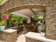 LA SEYNE SUR MER (83) - 1 MAISON DE 2 APPARTEMENTS - 190M² - 1,5KM DU PORT - 3KM DES SABLETTES — photo 3
