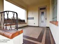 LA SEYNE SUR MER (83) - 1 MAISON DE 2 APPARTEMENTS - 190M² - 1,5KM DU PORT - 3KM DES SABLETTES — photo 4