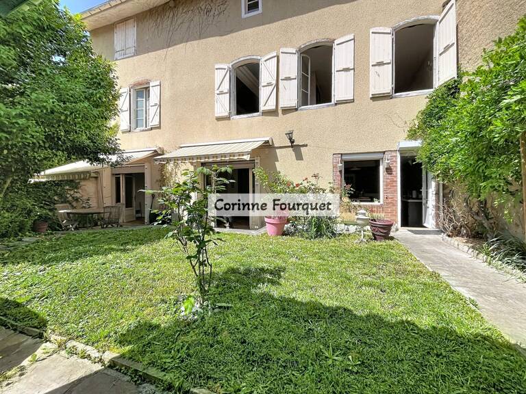 Magnifique maison de caractèreà vendre 8 pièces et jardin coeur de ville — photo 1