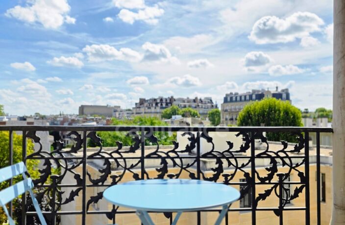 À VENDRE DUPLEX HAUSSMANNIEN DE 110 M² AVEC BALCON ET VUE SUR LA TOUR EIFFEL à NEUILLY SUR SEINE (92) — photo 5