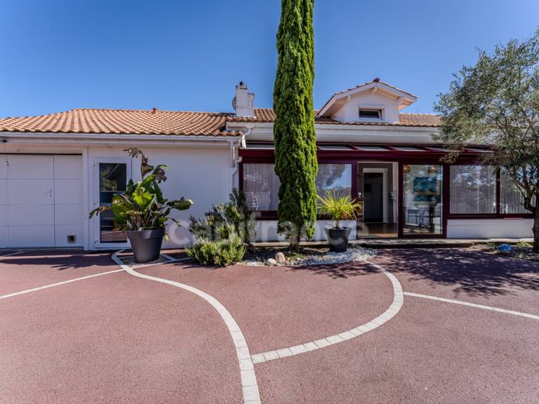 Maison à vendre 6 pièces GUJAN MESTRAS (33) — photo 1