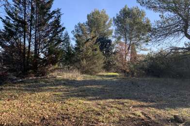 Terrain  220000 €