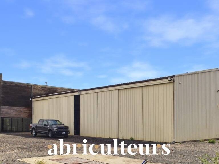 Ensemble Immobilier Rare & Polyvalent : 360 m² de Local Pro + 460 m² d'Habitation sur Terrain de + 6 000 m² en vente à TREMBLAY LES VILLAGES (28170) — photo 1