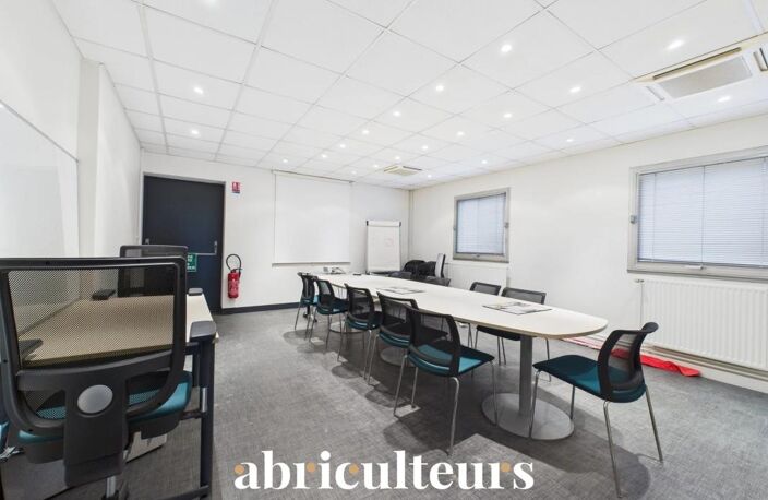 Location de Bureau à 1h de Paris à proximité de Chartres (28630) — photo 2