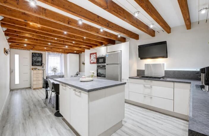 Maison de 7 pièces de 148 m² à Villefranche-sur-Saône — photo 2