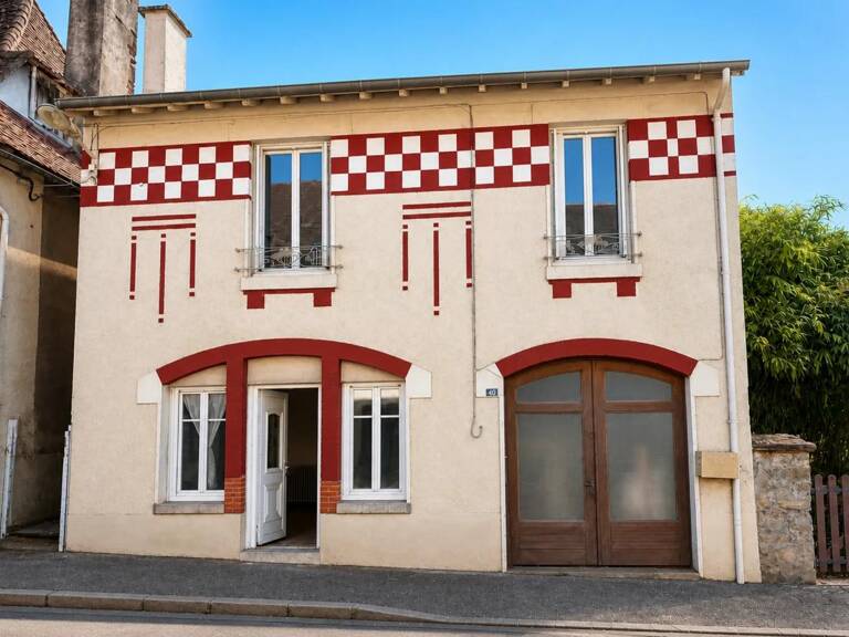 Spacieuse maison de village sur la commune de Magnac Bourg — photo 1