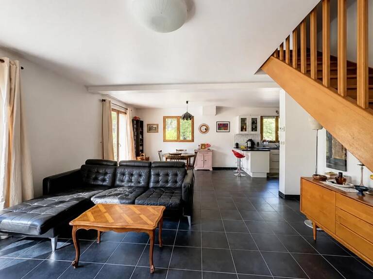 Maison de 5 pièces de 90 m² à Saint-André-le-Gaz — photo 1