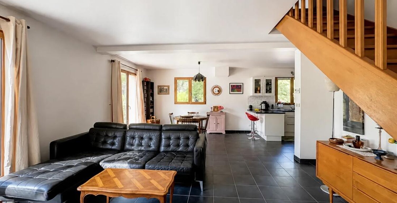 Maison de 5 pièces de 90 m² à Saint-André-le-Gaz — photo 1