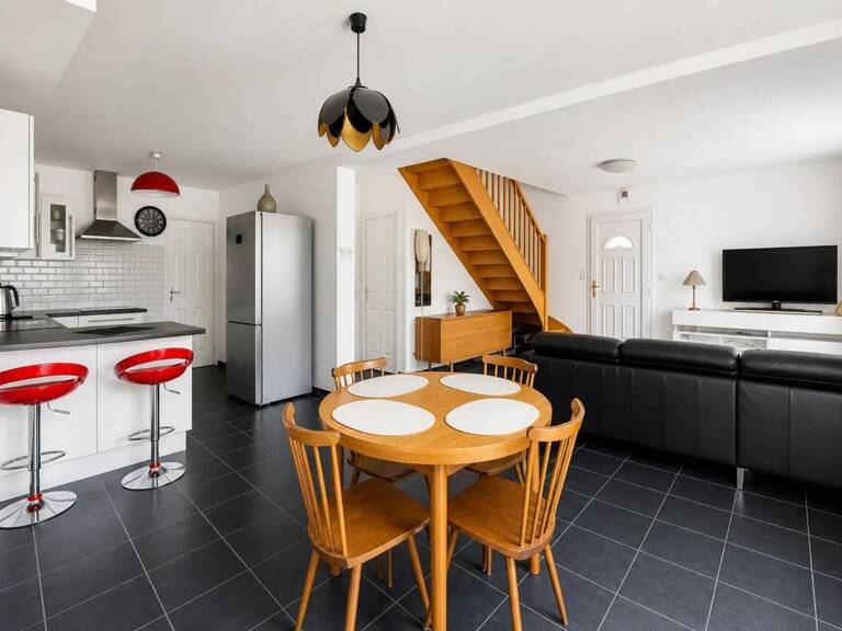 Maison de 5 pièces de 90 m² à Saint-André-le-Gaz — photo 1