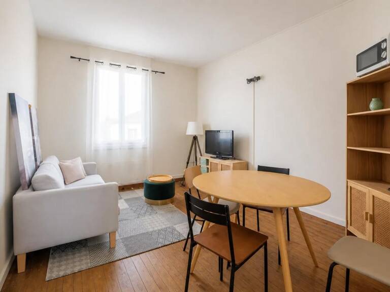 Appartement F3 - 47 m2 - Sevran - proche du RER — photo 1