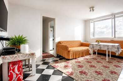 Appartement 4 pièces 152000 €