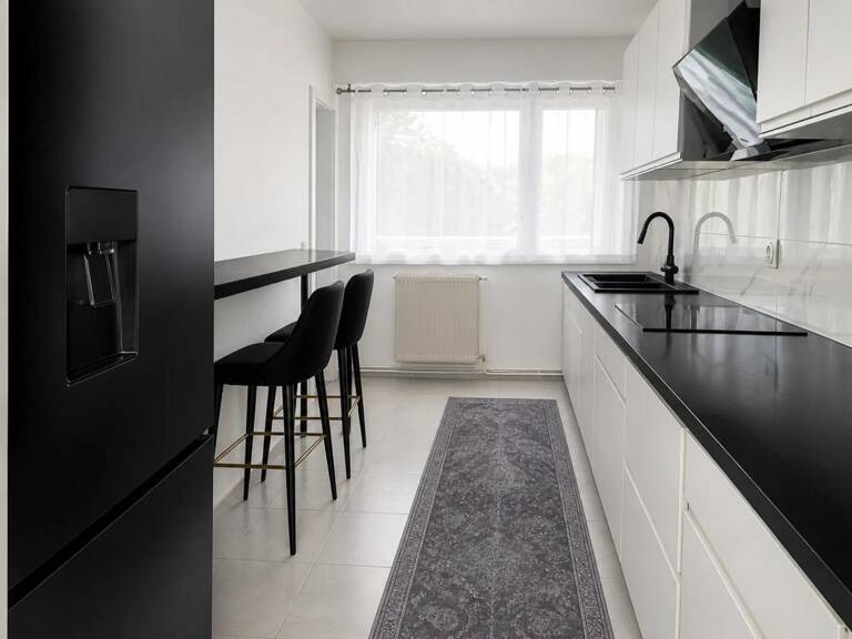 Bel appartement 2P avec balcon à Plaisir — photo 1