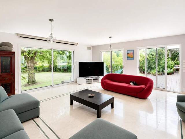 Maison de 8 pièces d'environ  210 m² à Héricy — photo du bien
