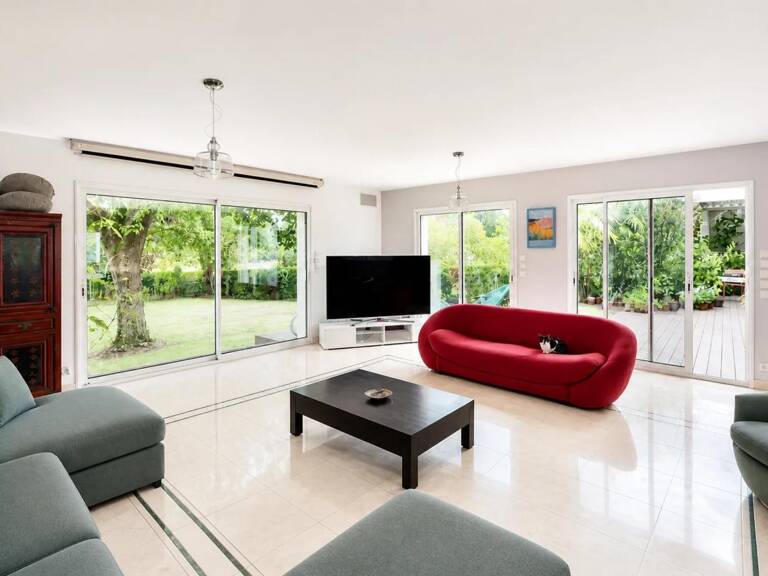 Maison de 8 pièces d'environ  210 m² à Héricy — photo 1