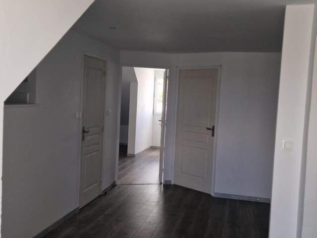 A LOUER APPARTEMENT T3 CARRÉ D'OR ST-DENIS ILE DE LA RÉUNION — photo du bien