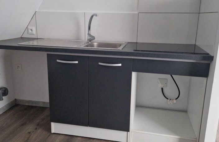 A LOUER APPARTEMENT T3 CARRÉ D'OR ST-DENIS ILE DE LA RÉUNION — photo 2