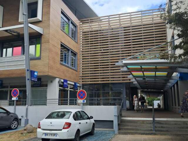 LOCAL COMMERCIAL 91m² POUR INVESTISSEUR — photo du bien