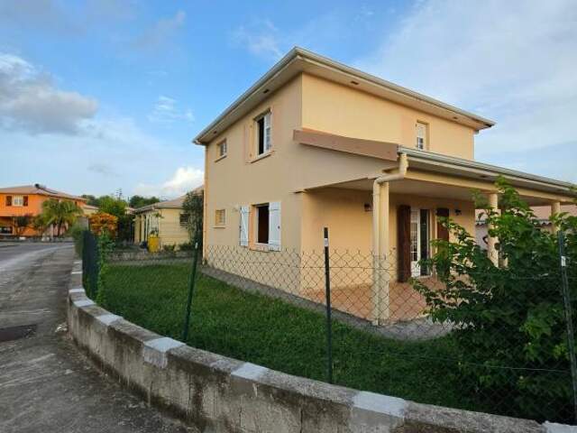 Maison À Vendre — photo du bien