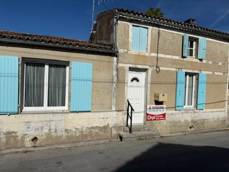 Chaillevette, maison ancienne de 100m² avec jardin — photo 1