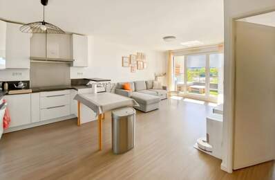 Appartement À Vendre — photo du bien