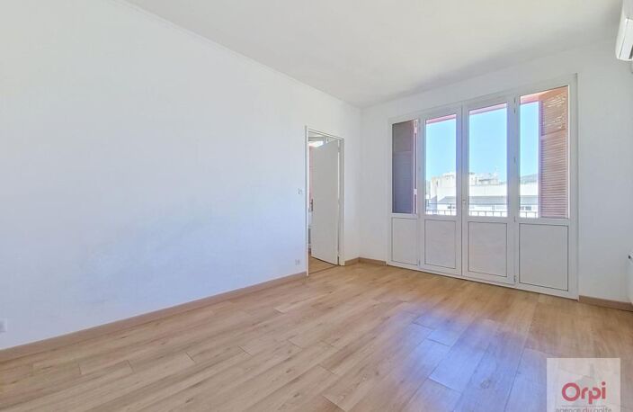 Appartement T4 à Louer — photo 2