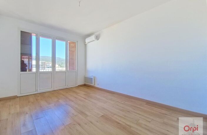 Appartement T4 à Louer — photo 3