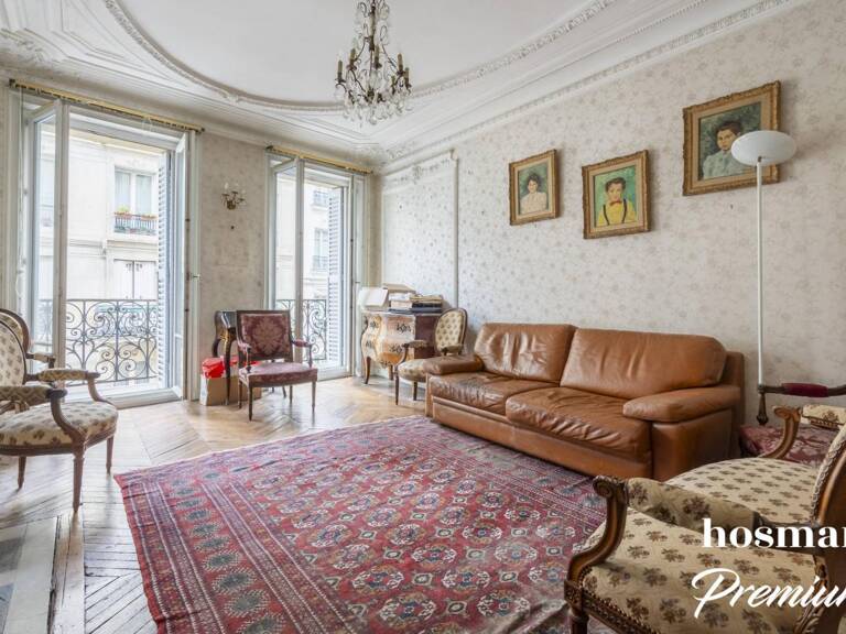 A rénover - 5 pièces de 120 m² - Rue Du Faubourg Poissonnière — photo 1