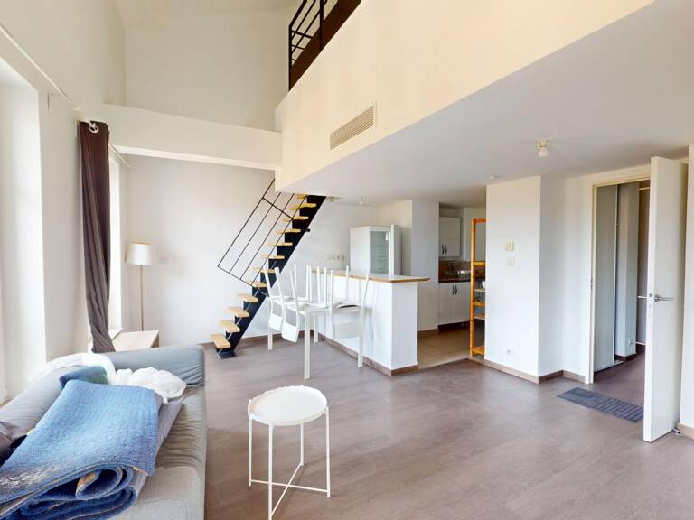 Appartement à vendre - Duplex 4 pièces - entièrement rénové - 2e arrondissement - 504 — photo 1