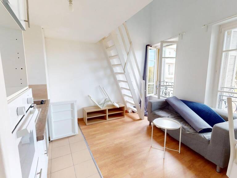 Appartement à vendre - T2 entièrement rénové - 2e arrondissement - 503 — photo 1