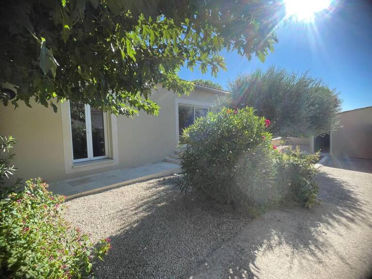 Maison à louer meublée à Caromb — photo 1