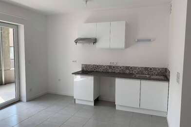 Appartement 1 pièces 700 €