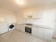 Limite MONTCHAT- Terrasse de 49 m²+balcon - Tram aux pieds-  Garage double possible — photo 4