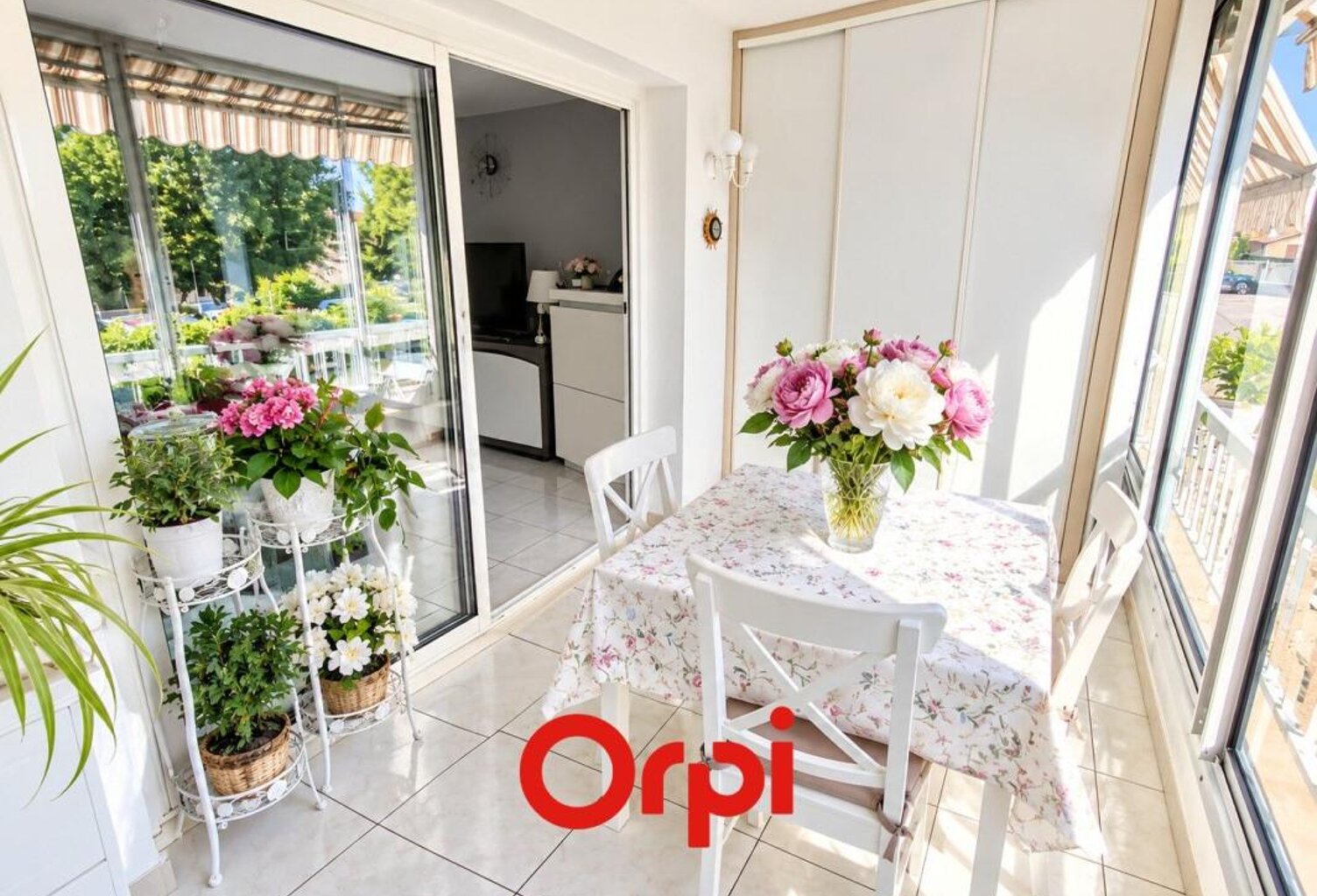 APPARTEMENT T2 AVEC TERRASSE ET PLACE DE PARKING PRIVEE — photo 1