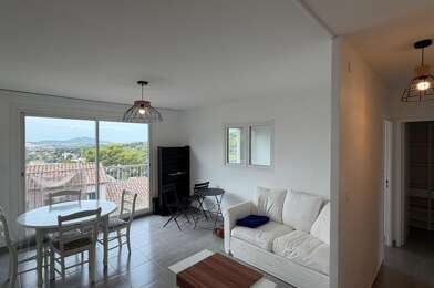 Appartement 3 pièces 850 €
