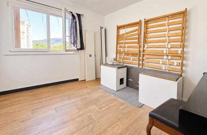 Appartement T3 avec balcon Toulon Est, vue dégagée — photo 5
