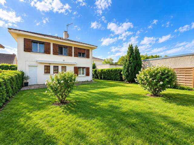 Maison À Vendre — photo du bien