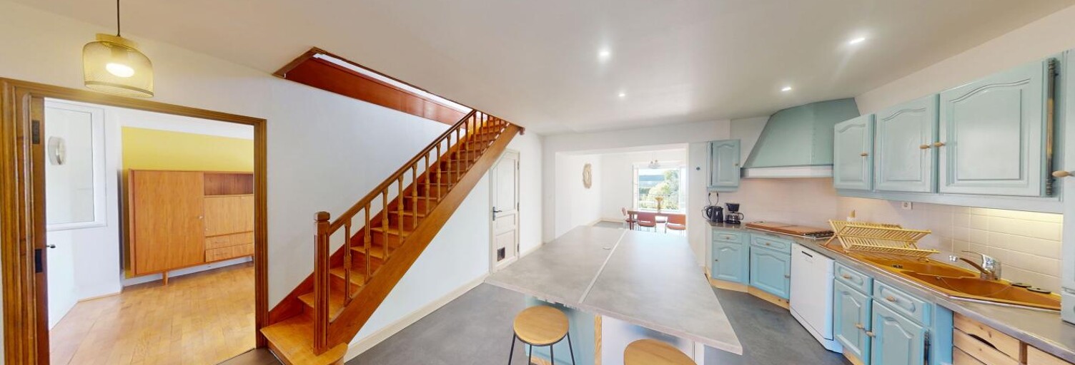 Maison 5 Pièces 146 m² à louer à Moyrazès (12160)