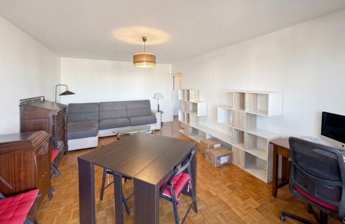 T2 lumineux avec balcon et cave — photo 2